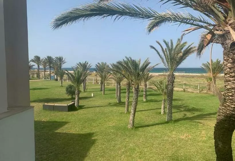 Ely Beach