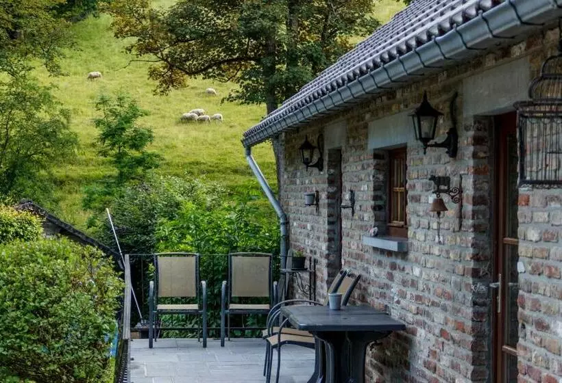 Le Verger De La Haze