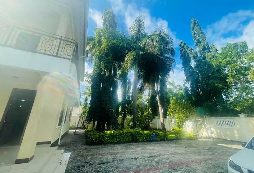 Om Apartment
