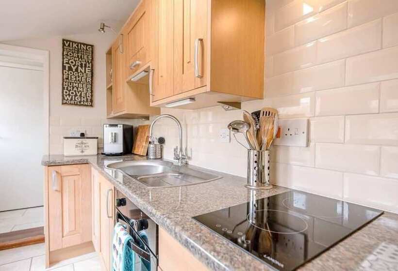 Coachman S Cottage, Wrentham