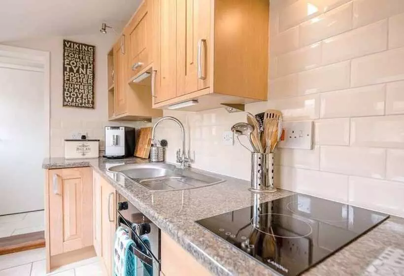 Coachman S Cottage, Wrentham