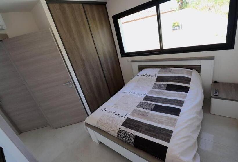 Domaine D Agosta  Porticcio  Villas Acum Havre De Paix Proche Plage  Vue Mer Et îles Sanguinaires