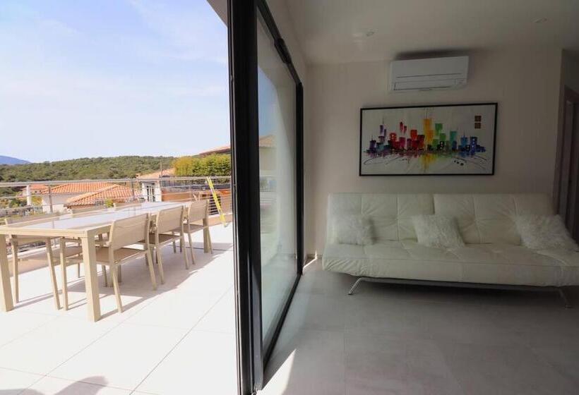 Domaine D Agosta  Porticcio  Villas Acum Havre De Paix Proche Plage  Vue Mer Et îles Sanguinaires