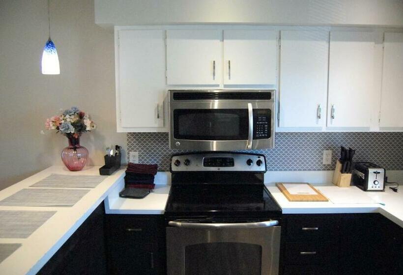 Hoosier Inn Indiana University