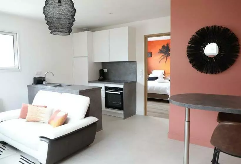 Les Maisons De Louise