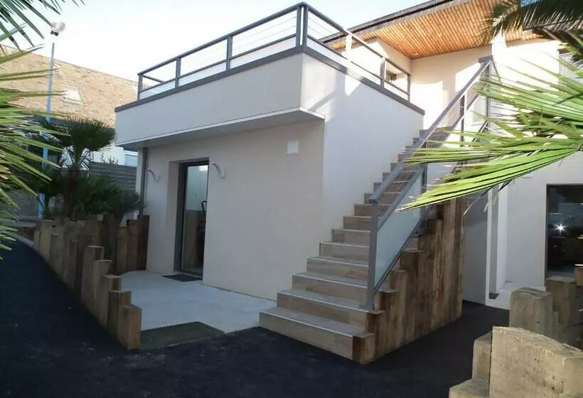 Les Maisons De Louise