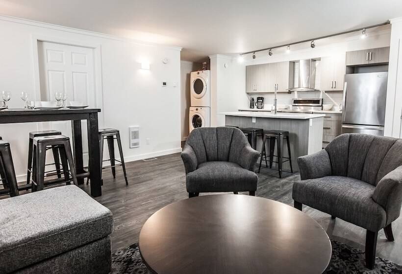 Novlan Suite By Revelstoke Vacations