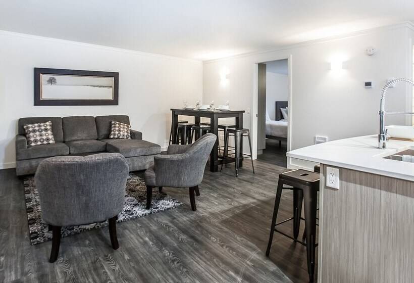 Novlan Suite By Revelstoke Vacations