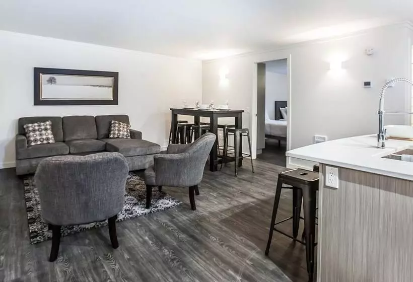 Novlan Suite By Revelstoke Vacations