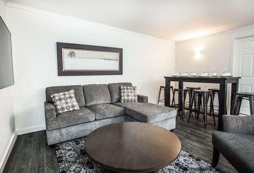 Novlan Suite By Revelstoke Vacations