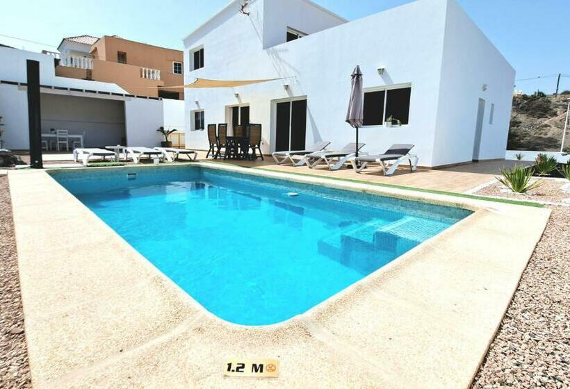 Villa Calma Climatized Pool Private Jacuzzi Spa In Tarajalejo