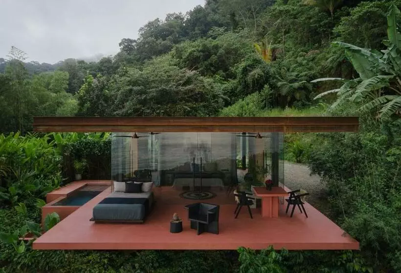 Achioté Architectural Gem Adults Only
