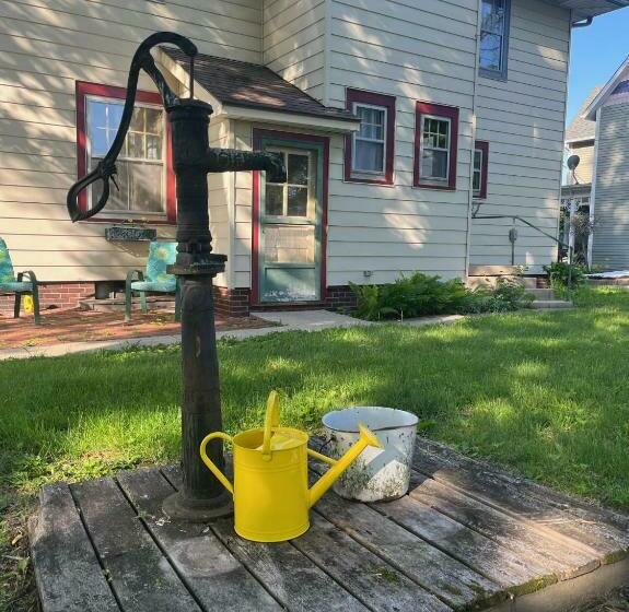 Historic Downtown Brownsburg Home W/charm