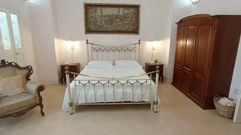 Lisa Dimora Salentina