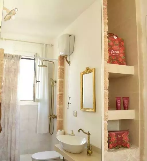 Lisa Dimora Salentina