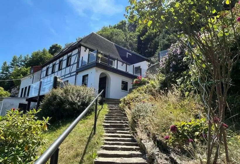 Saechsische Schweiz Ferienhaus Wohnung 1 Mit Elbblick Sauna Und Kamin