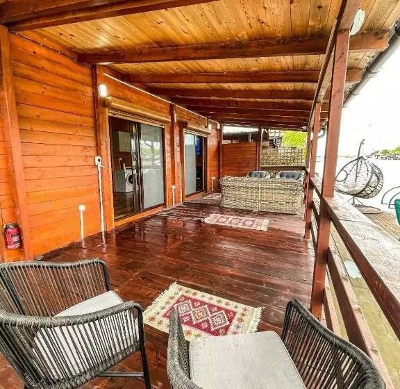 Cottage Anastasija