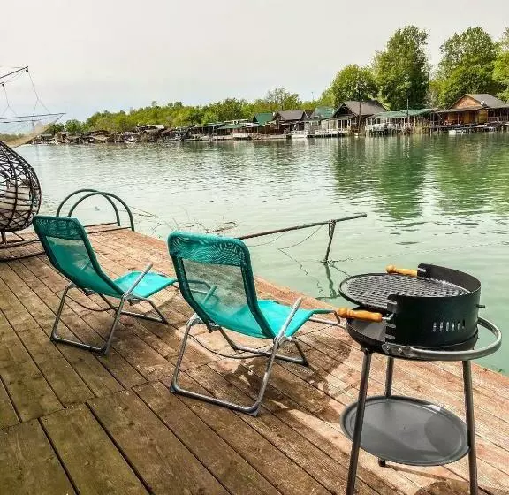 Cottage Anastasija