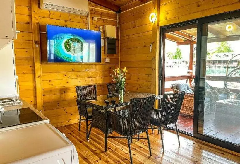 Cottage Anastasija