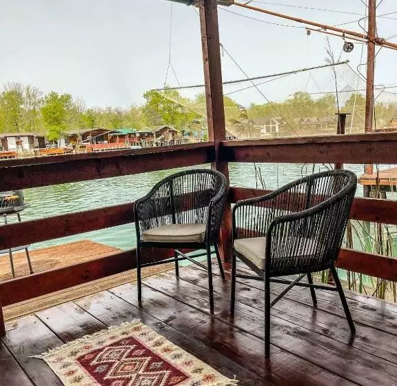 Cottage Anastasija
