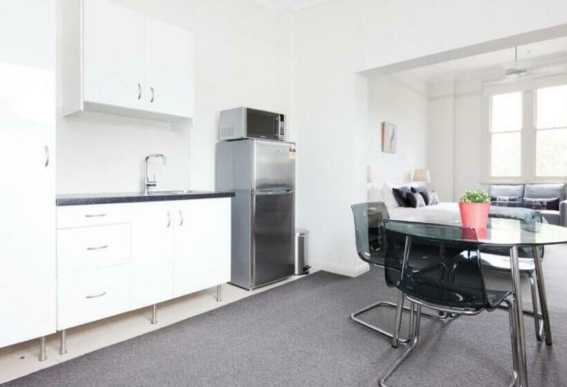 Excelsior Apartments At Glebe