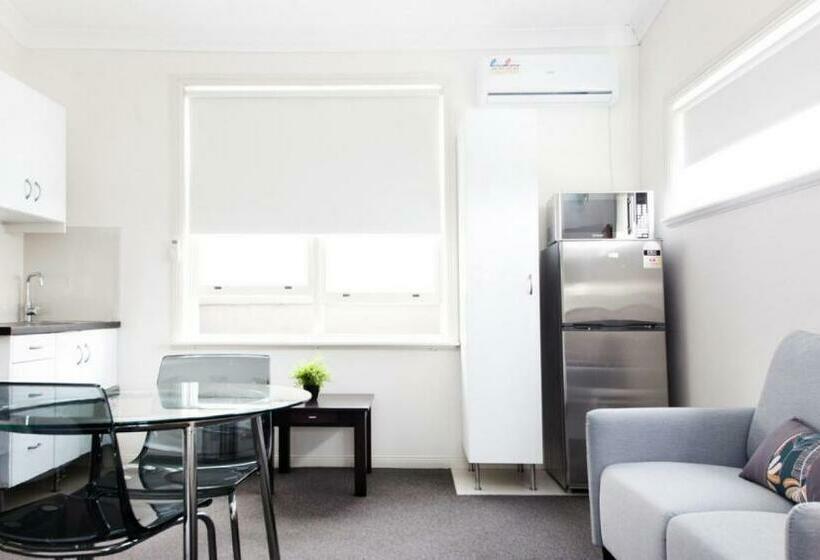 Excelsior Apartments At Glebe