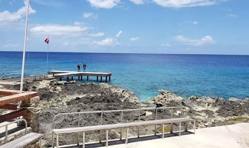 Lighthouse Point Residences