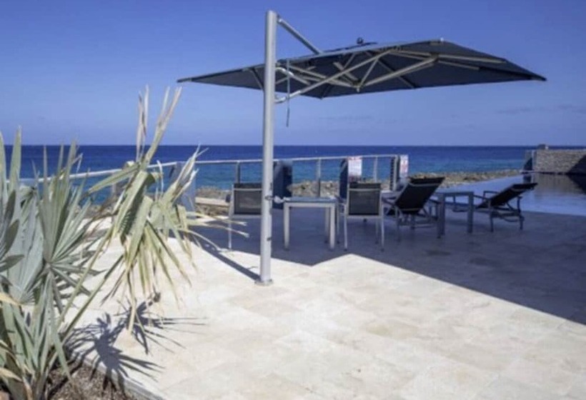 Lighthouse Point Residences