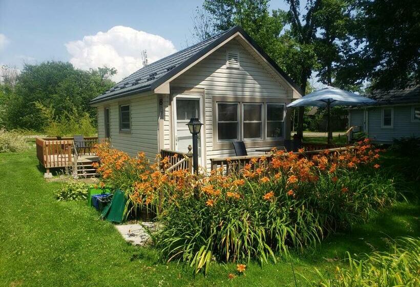 Long Beach Cottages Private Sand Beach
