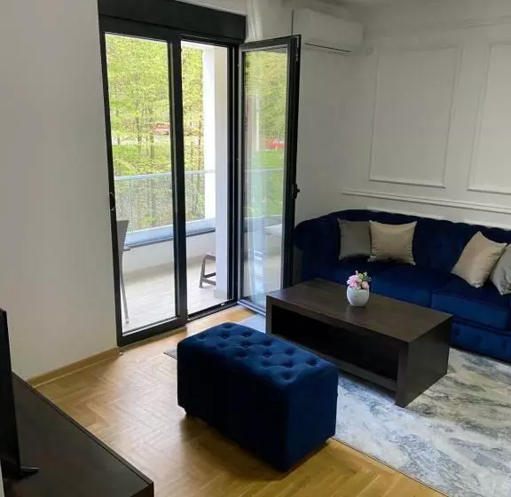 Maya Apartman Sa Dve Spavace Sobe