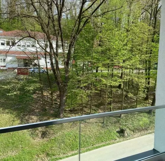 Maya Apartman Sa Dve Spavace Sobe