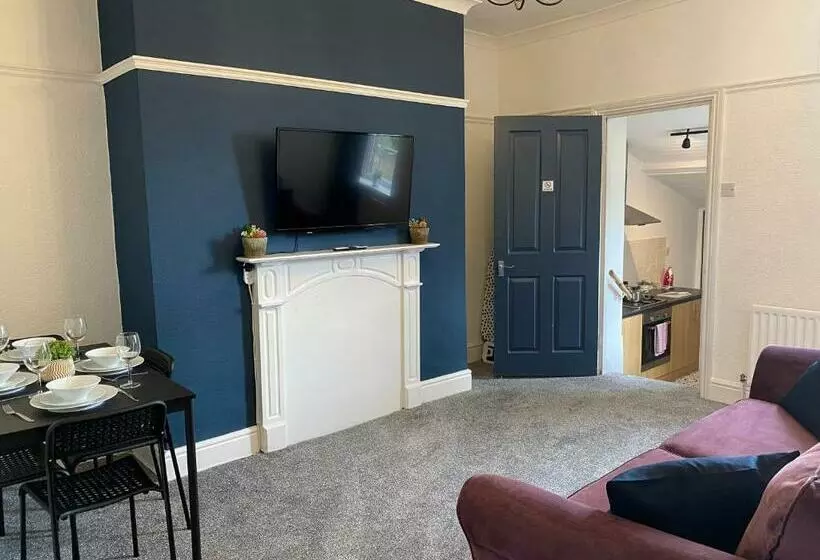 Rawling   Canny 2 Bed Flat Close To Ncle Free Wifi & Parking