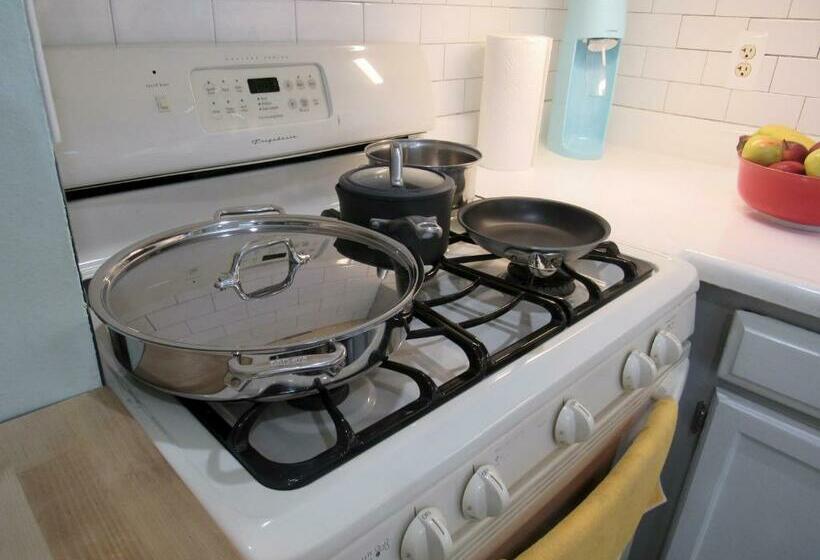 St.james St Teahouse