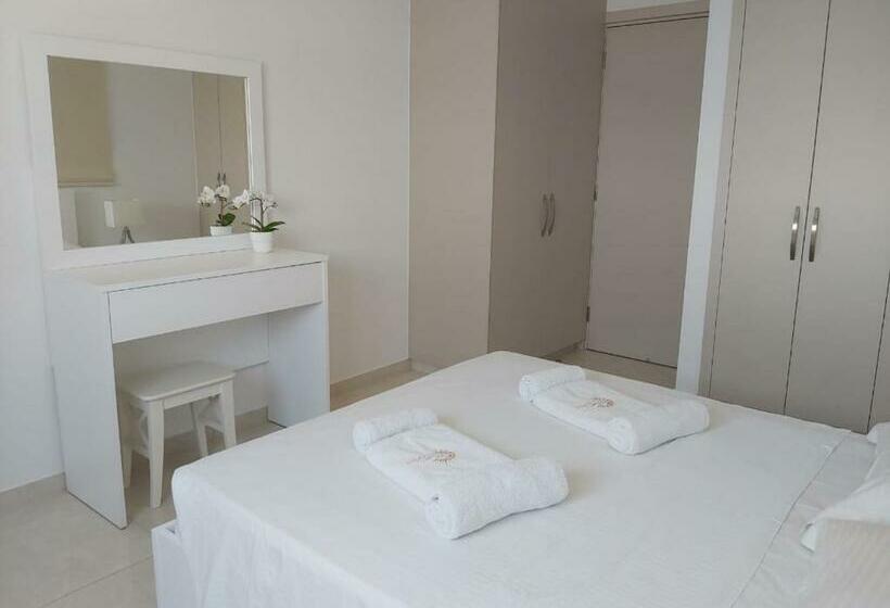 Dinglis Residences 31