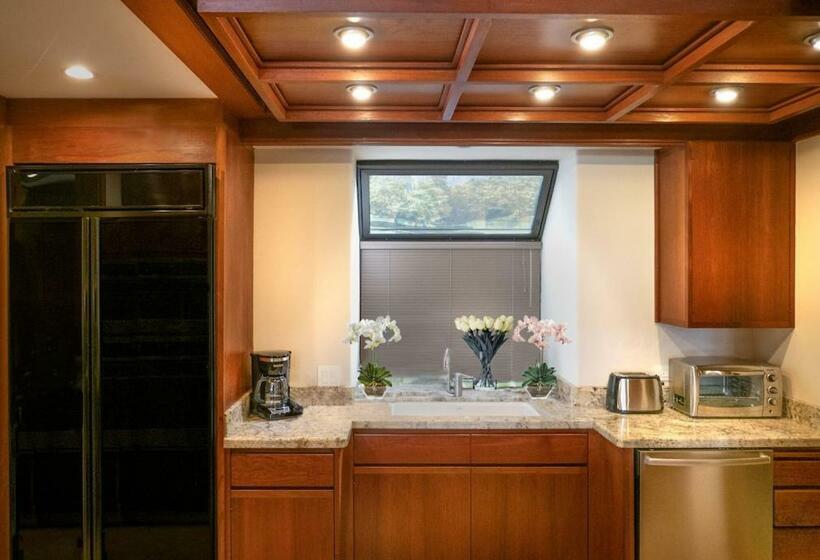 Mauna Lani Terrace G102   Lagoon View Terrace Suite   Upscale Luxury Waterfront