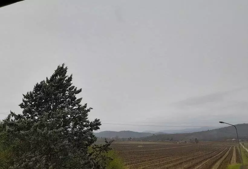 Remarkable 1 Bed House In Pieve A Presciano