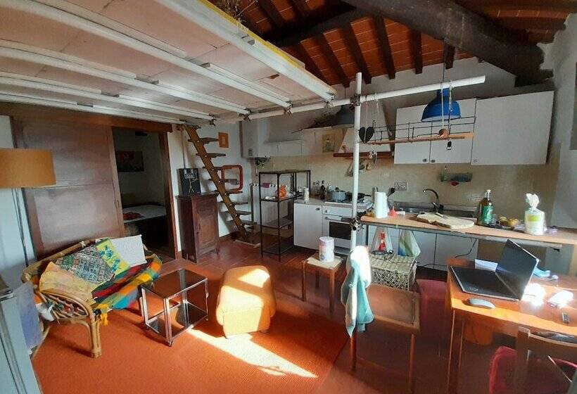 Remarkable 1 Bed House In Pieve A Presciano