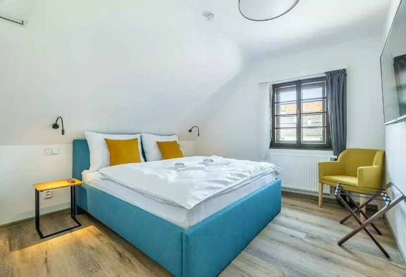 Residence Wurmfeld   Rodinný Apartmán S 3 Ložnicemi