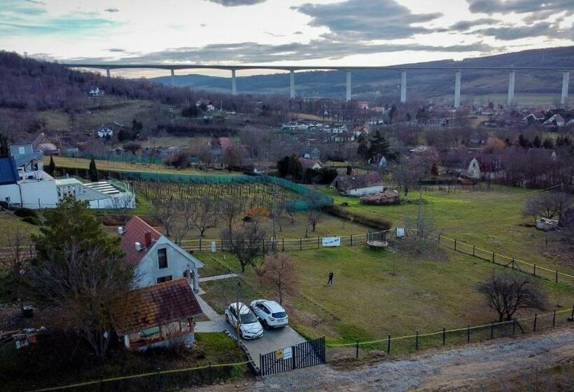 Völgyhíd Village Balaton