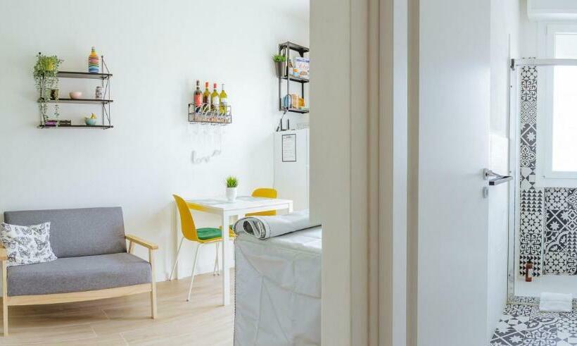 Yourbanflat Green River