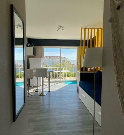 Appartement Lumineux Et Terrasse Vue Mer Et Jardin