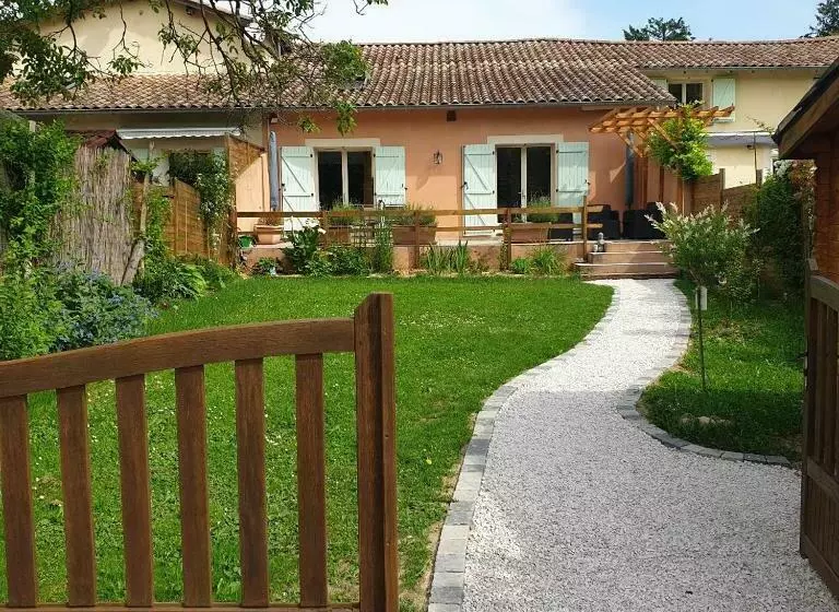 Le Secret Du Chemin Confort, Détente Et Loisirs