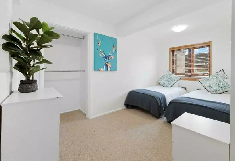 Allinga Apartment