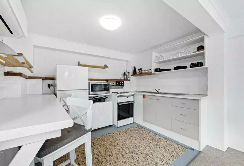 Allinga Apartment