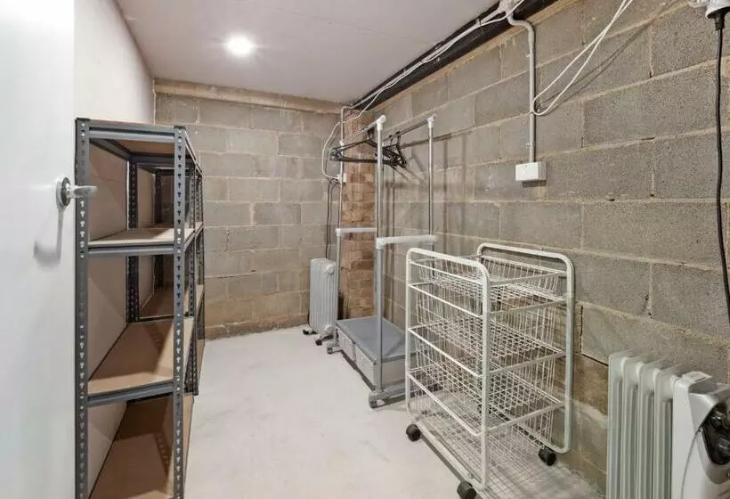 Allinga Apartment