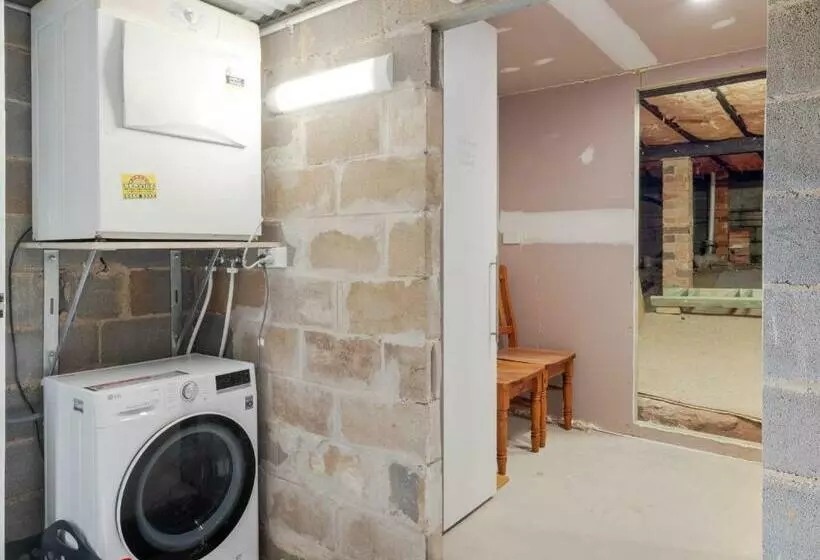 Allinga Apartment