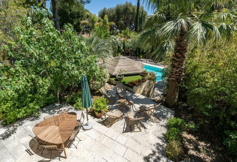 Domaine Du Peymian La Bastide