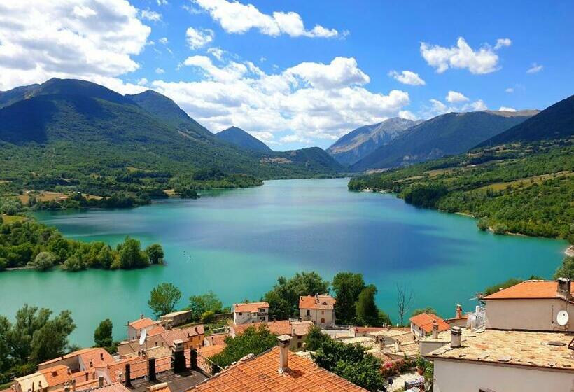 La Porticina. Your Lake View Home