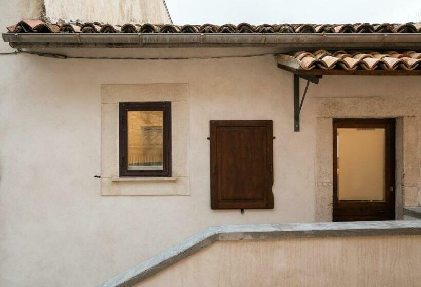 La Porticina. Your Lake View Home