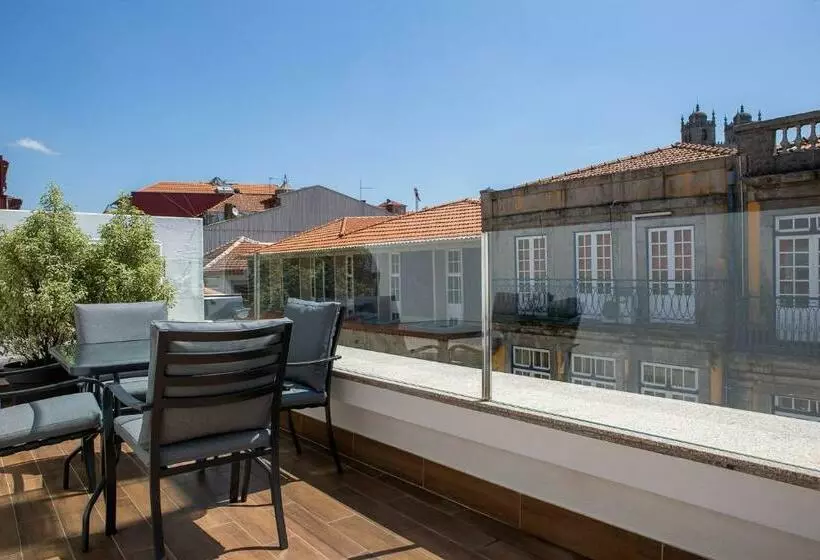 Orm Flores Apartment